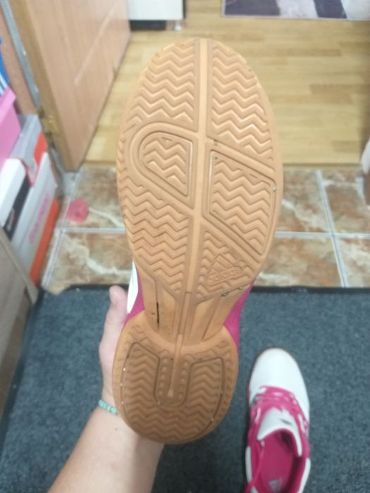 Adidas  purtat o singura data pt.barbat