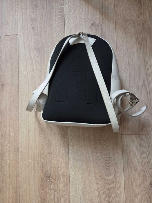 Дамска раница Furla