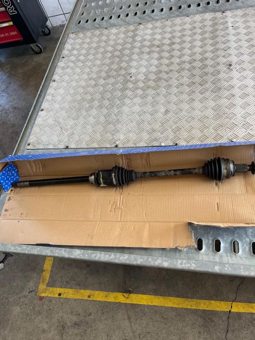 Vand planetara st fata Maserati Ghibli SQ4 benzina