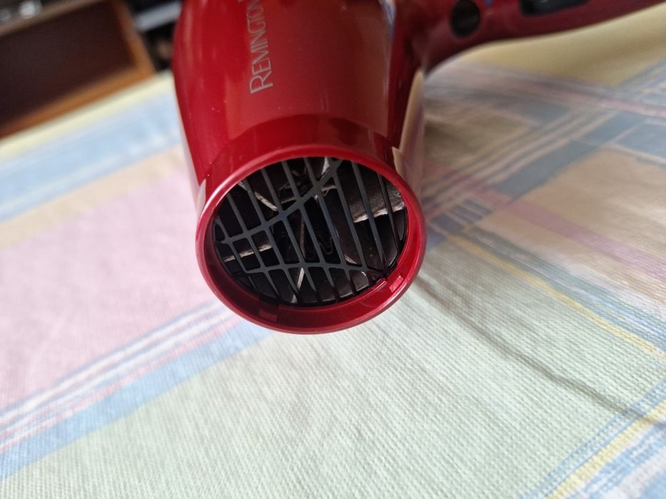 Сешоар Remington Professional Silk Dryer AC9096