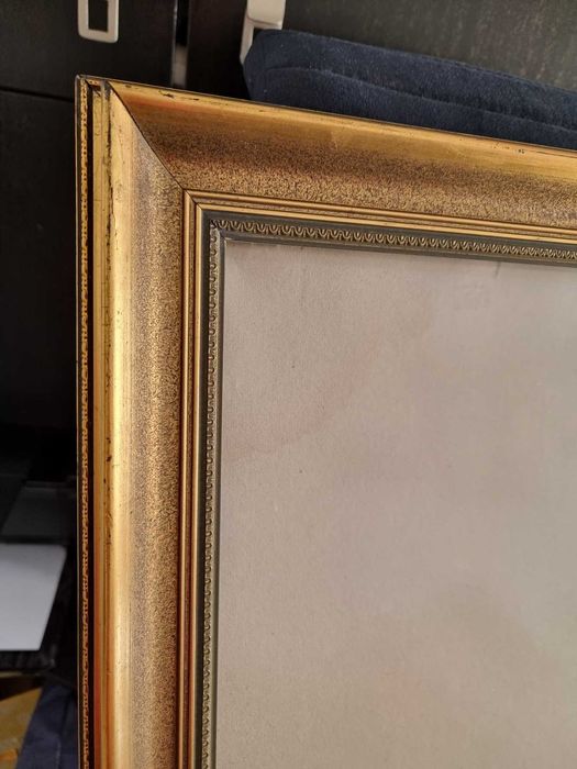 Рамки за картини, гоблени, огледала