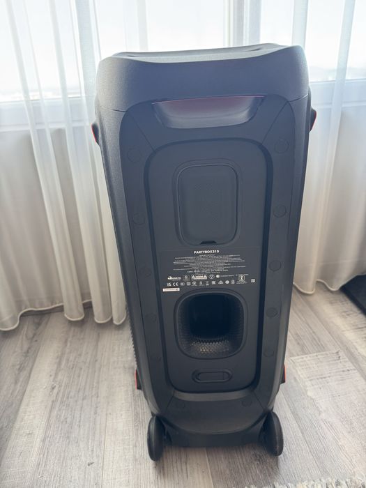 Jbl party Box 310 като нова! +кальф "giseo"
