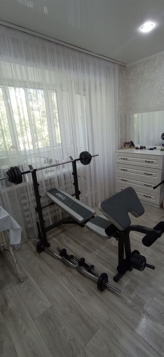 Продам спортивный комплект