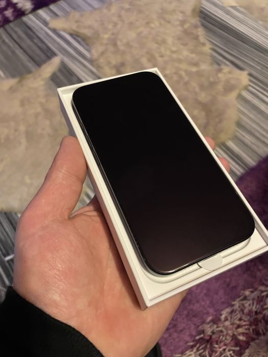 Vand iphone 16 de 256gb la cutie