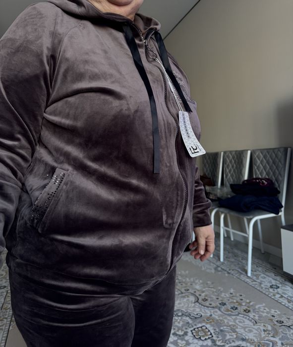 Продам костьюм спротивный