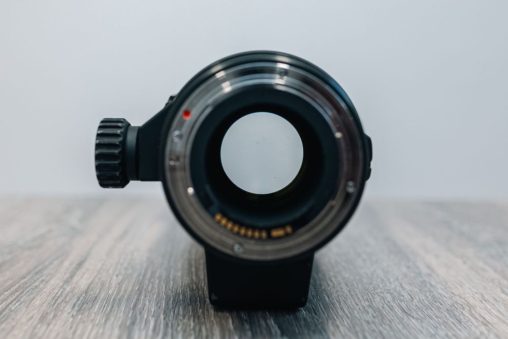 Vând Sigma 70–200mm f/2.8 APO DG HSM –Montura Canon