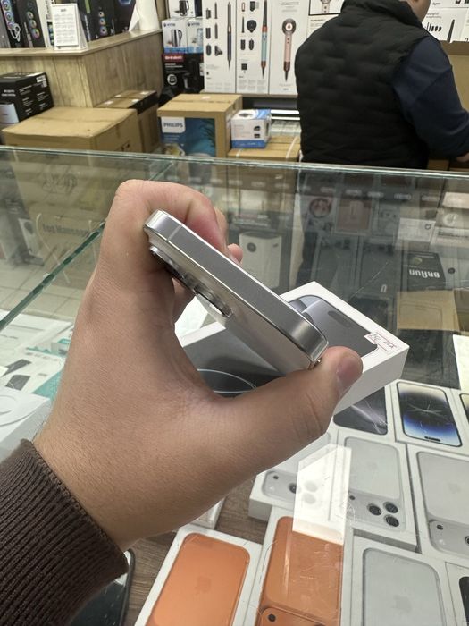 iPhone 16 Pro 256 White e/sim б/у