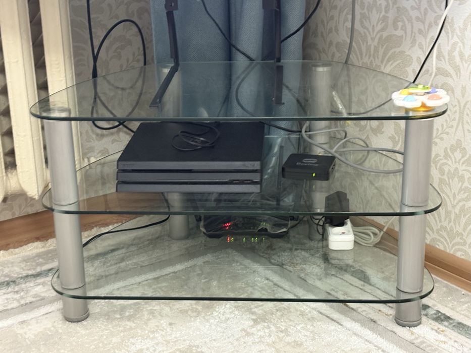 Продам подставку под телевизор недорого