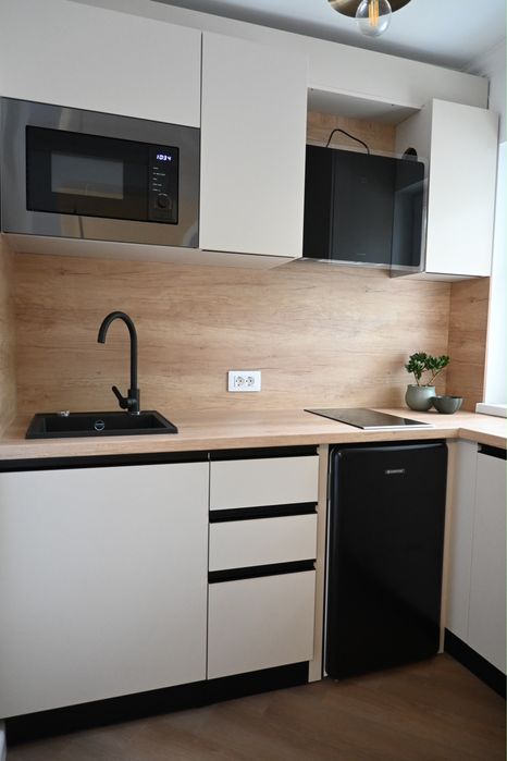 Garsoniera premium de inchiriat etaj 1 zona Hipodrom