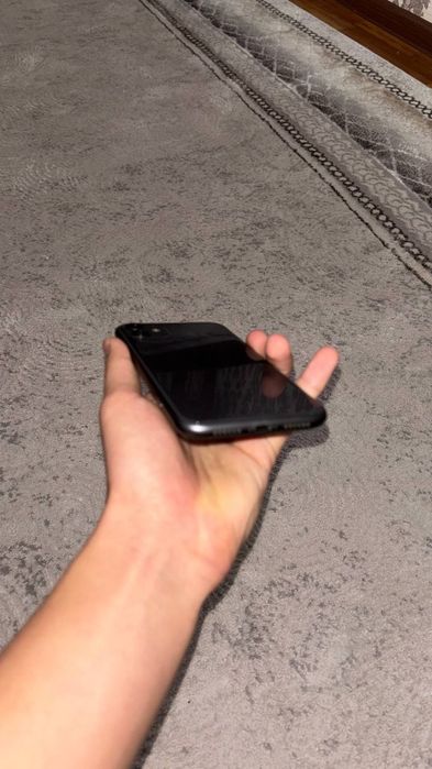 Айфон 11 128 гб акум 72