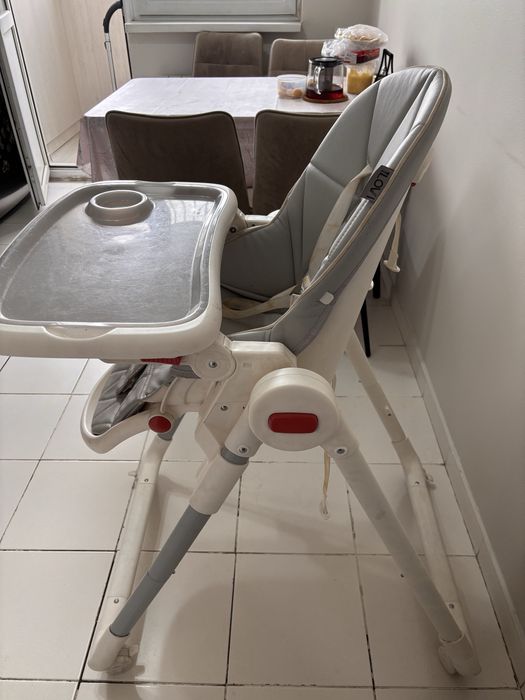 Детский стул для кормления