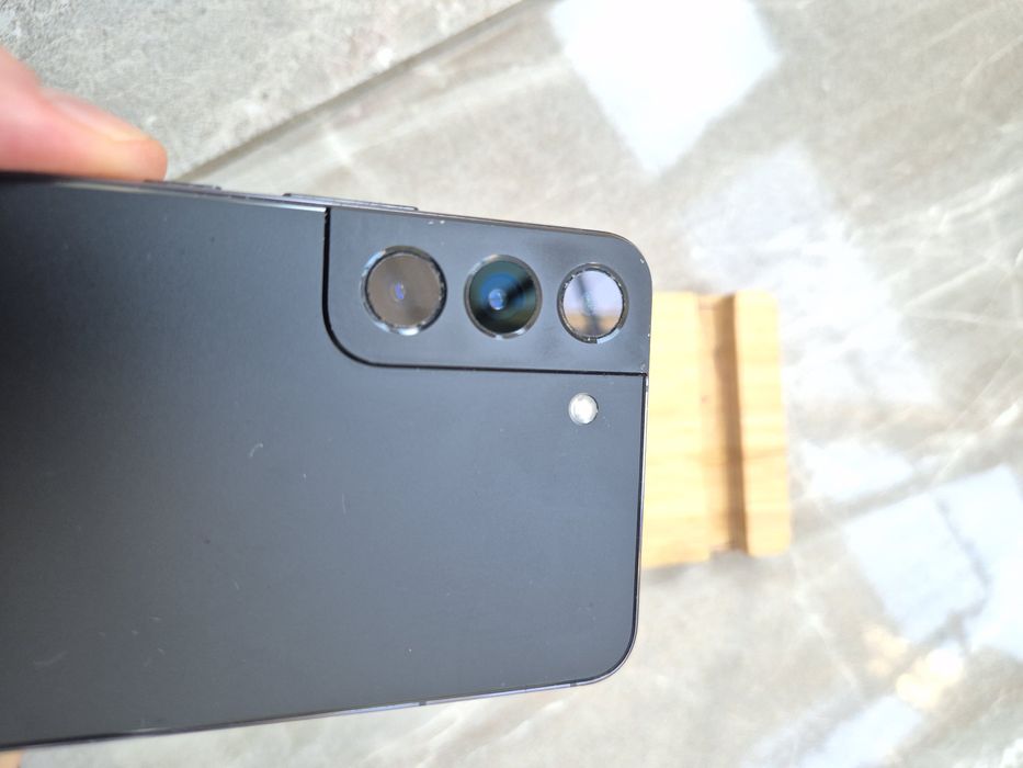 Samsung S22 256GB in stare foarte bună