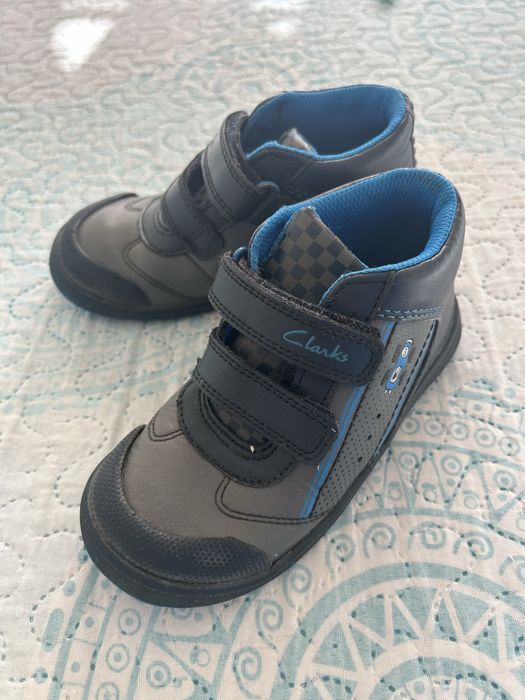 Бебешки обувки момчешки. Clarks, biomecanics, kickers, next, superga.