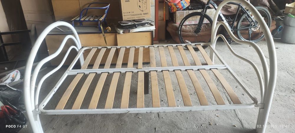 Металический Кровать