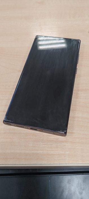 Samsung s23 ultra като нов 256gb