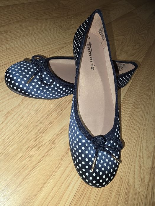 Vând balerini tamaris