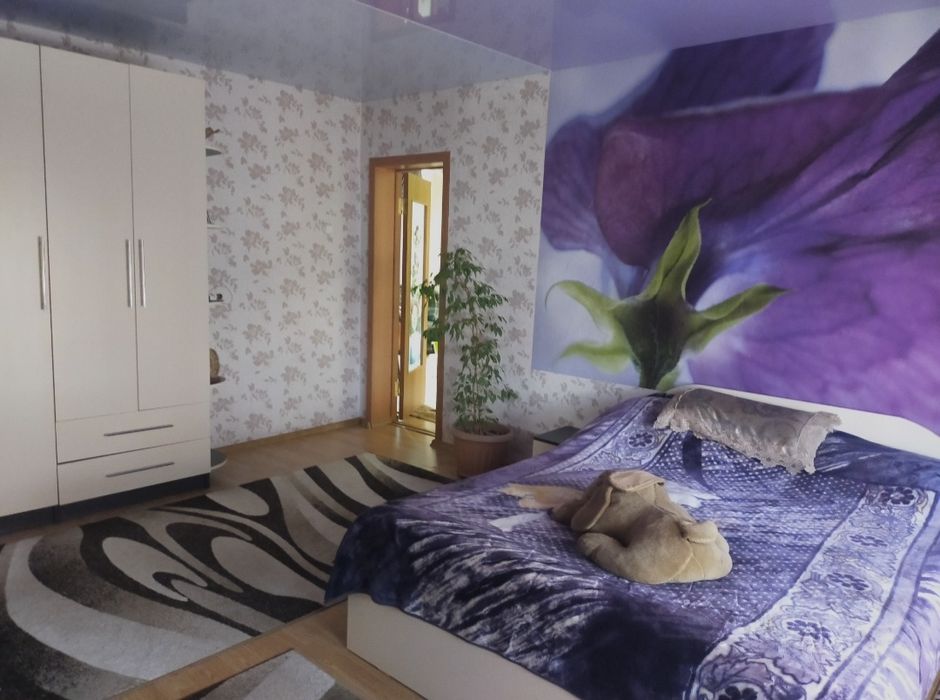 Продам  двухэтажный коттедж