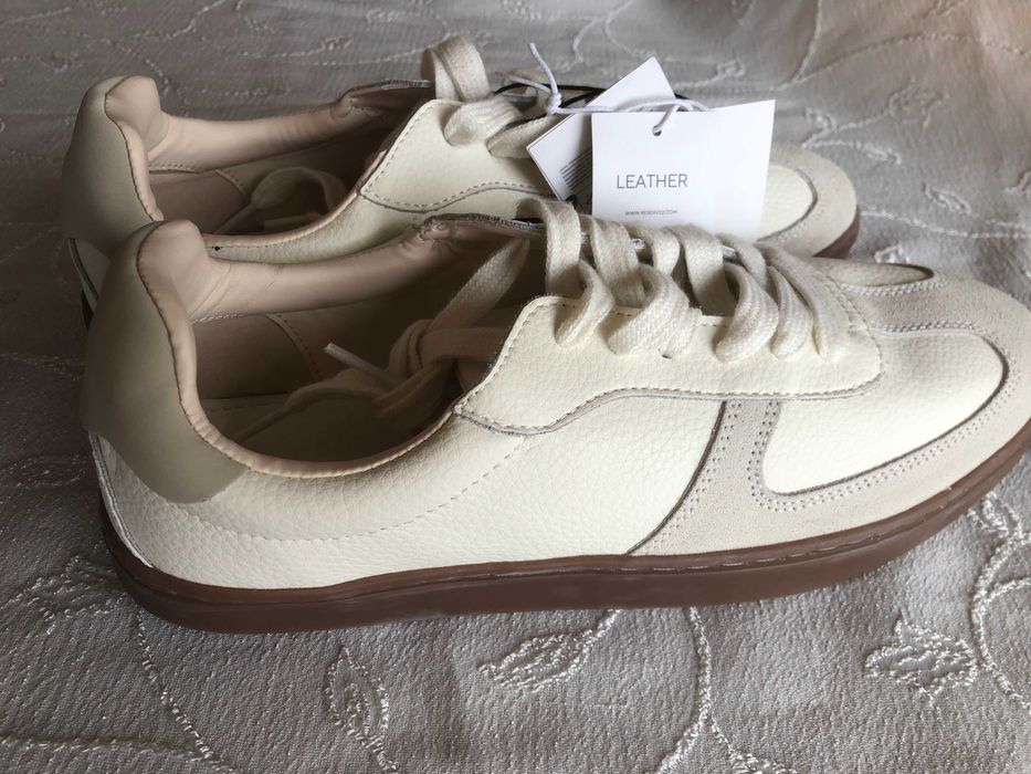 Маратонки/ сникърси/ спортни обувки Reserved естествена кожа №42 нови