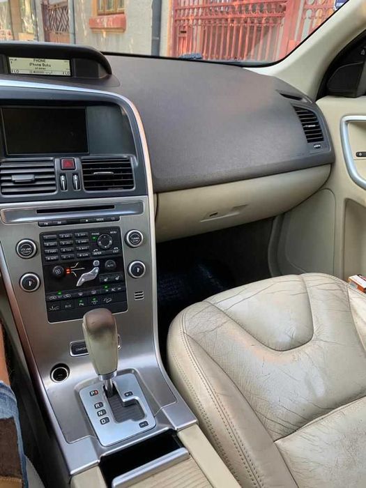 Se vinde VOLVO XC 60 an fabricație 2009