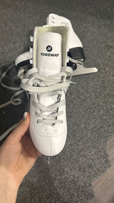 Фигурные коньки Nordway Sofia, 35 размер