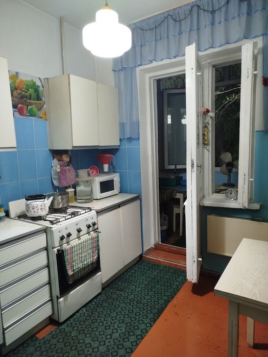 Продаю квартиру трёхкомнатная с тремя лоджиями