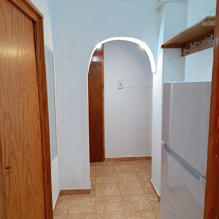 Inchiriez garsoniera