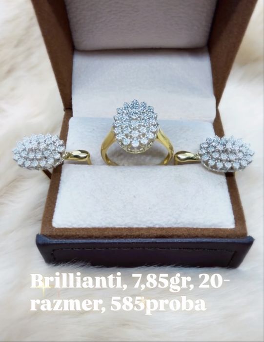 Elegantniy komplekt s brilliantami 7,85gr, 20-razmer 585proba.