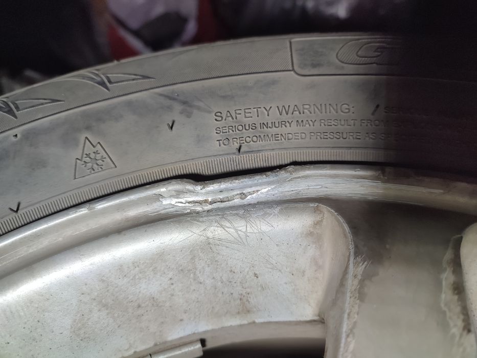 Продам диски с резиной