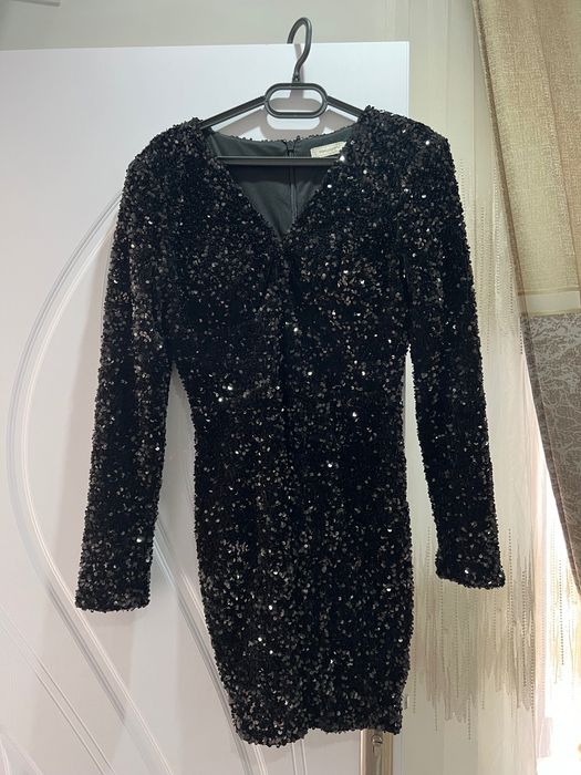 Всяка рокля е с различна цена!