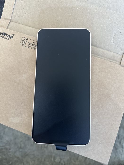Samsung Galaxy S25*Нов