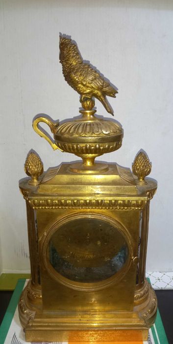 Продам антикварные часы