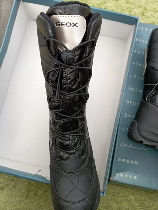 Vând ghete impermeabile Geox   fetița