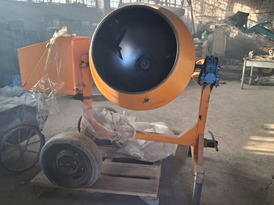 Бетономешалка . 1