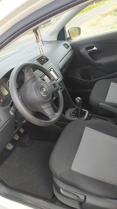 VOLKSWAGEN Polo 2014 — imagine 5