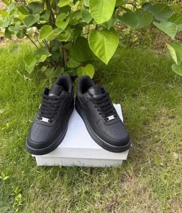 Adidasi Nike AirForce 1 Low Top Black