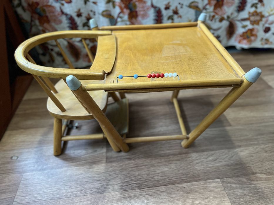 Детский стул для кормления