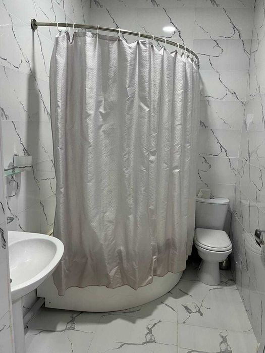 4/8/16 - 4х комнатная квартира 110м2  в махалле "Олмос" - 92000$.