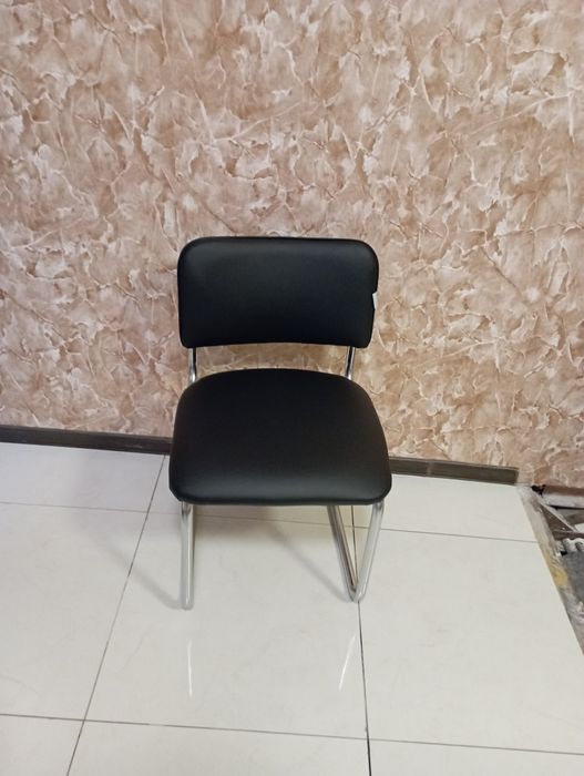 Zudlik bilan Ofis jihozlari sotiladi.