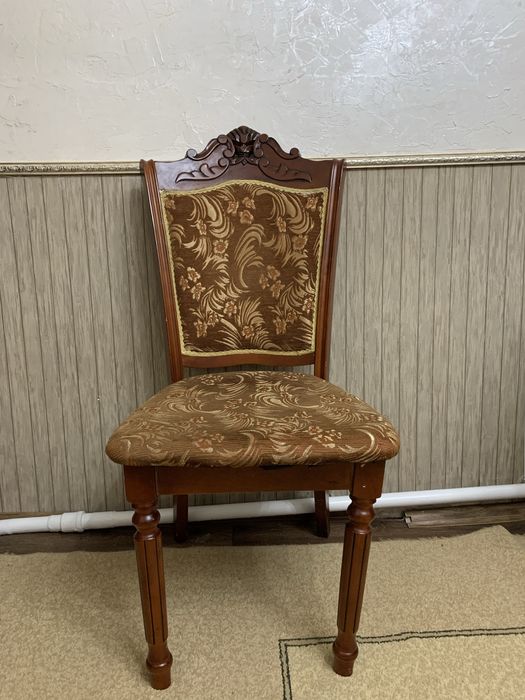 Продам стулья. 6 штук.