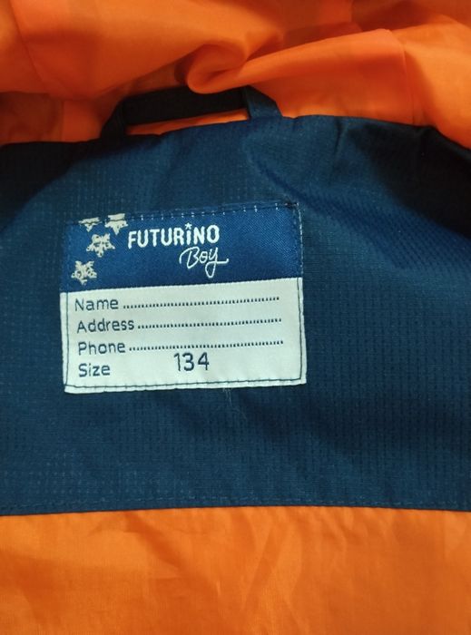 Продам весеннюю ветровку