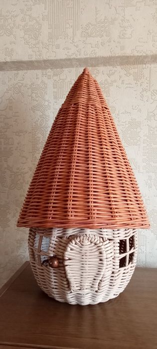 Детские кресла и стульчики