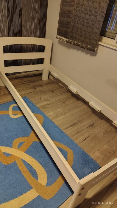 Бяли дървени легла за матрак 190/82