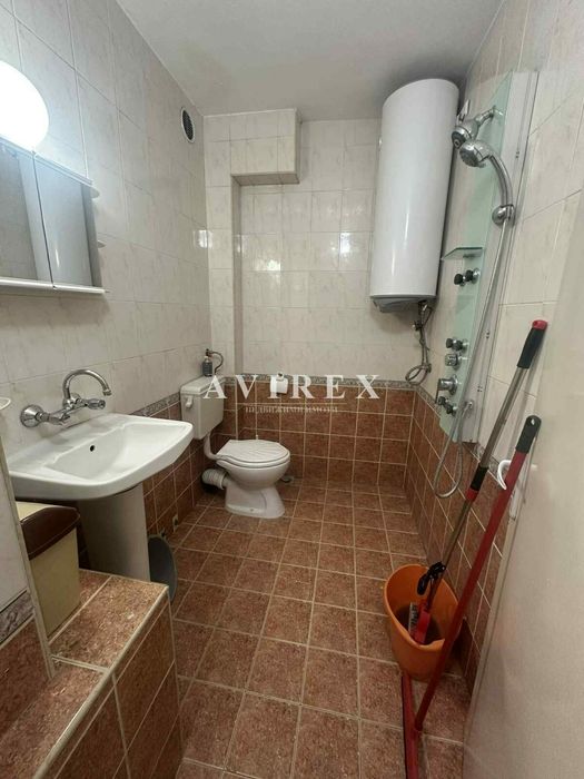 Продава се Двустаен апартамент в Пловдив, Каменица 2 - 68 кв.м за 1050 €/кв.м - Снимка #3