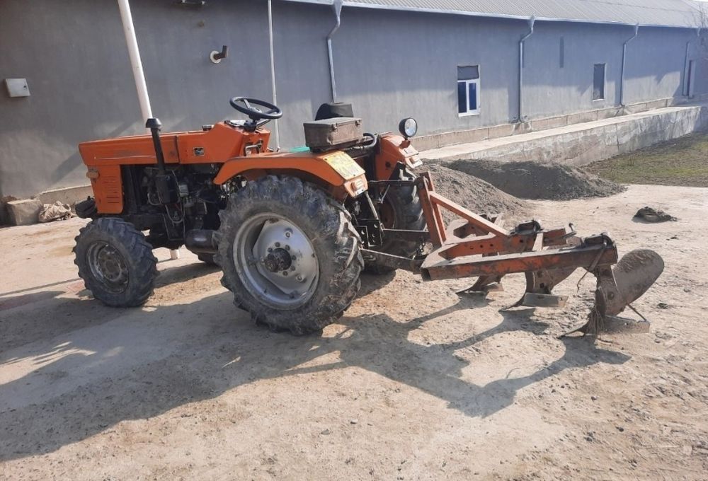 Chimgan 304 traktori sotiladi