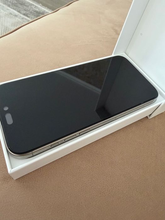 iPhone 16 pro Max 256 gb impecabil