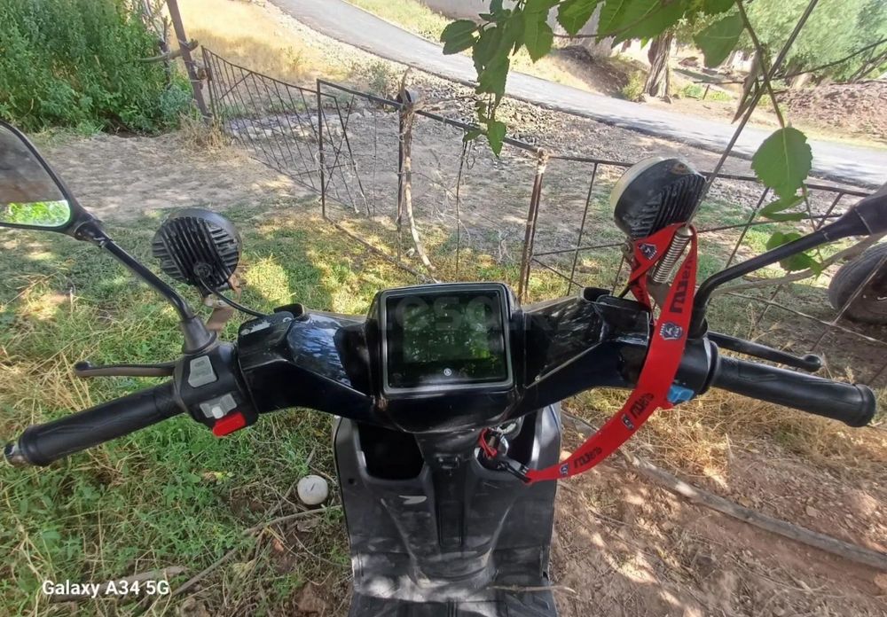 Мопед сатамын немесе ауыстырамын