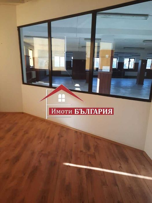 Продава се Промишлена сграда в Баня - 3924 кв.м за 383 €/кв.м - Снимка #2
