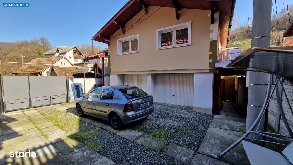 Casă cochetă cu 2 garaje și grădină | Valea Roșie, Baia Mare Comision0