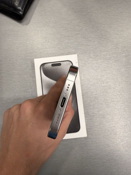 Iphone 15 pro 128gb 100% батерия