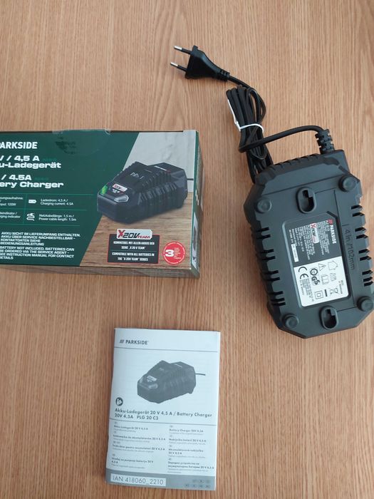 Incărcător acumulatori PARKSIDE 20V, 4,5 A, 120 W